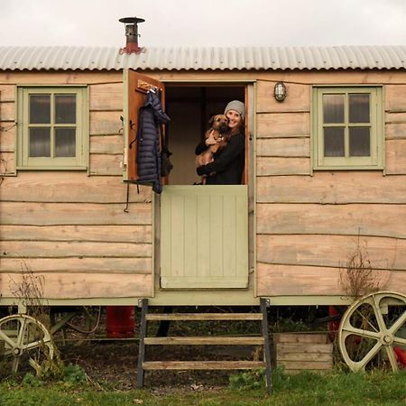 The Shepherds Hut Shrewsbury Buitenkant foto